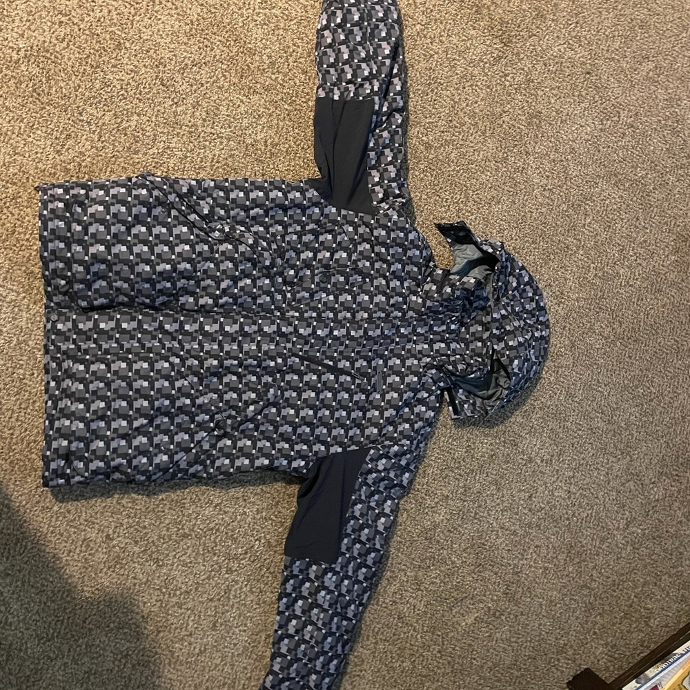 Under Armor Digital Camo Snowboarding jacket